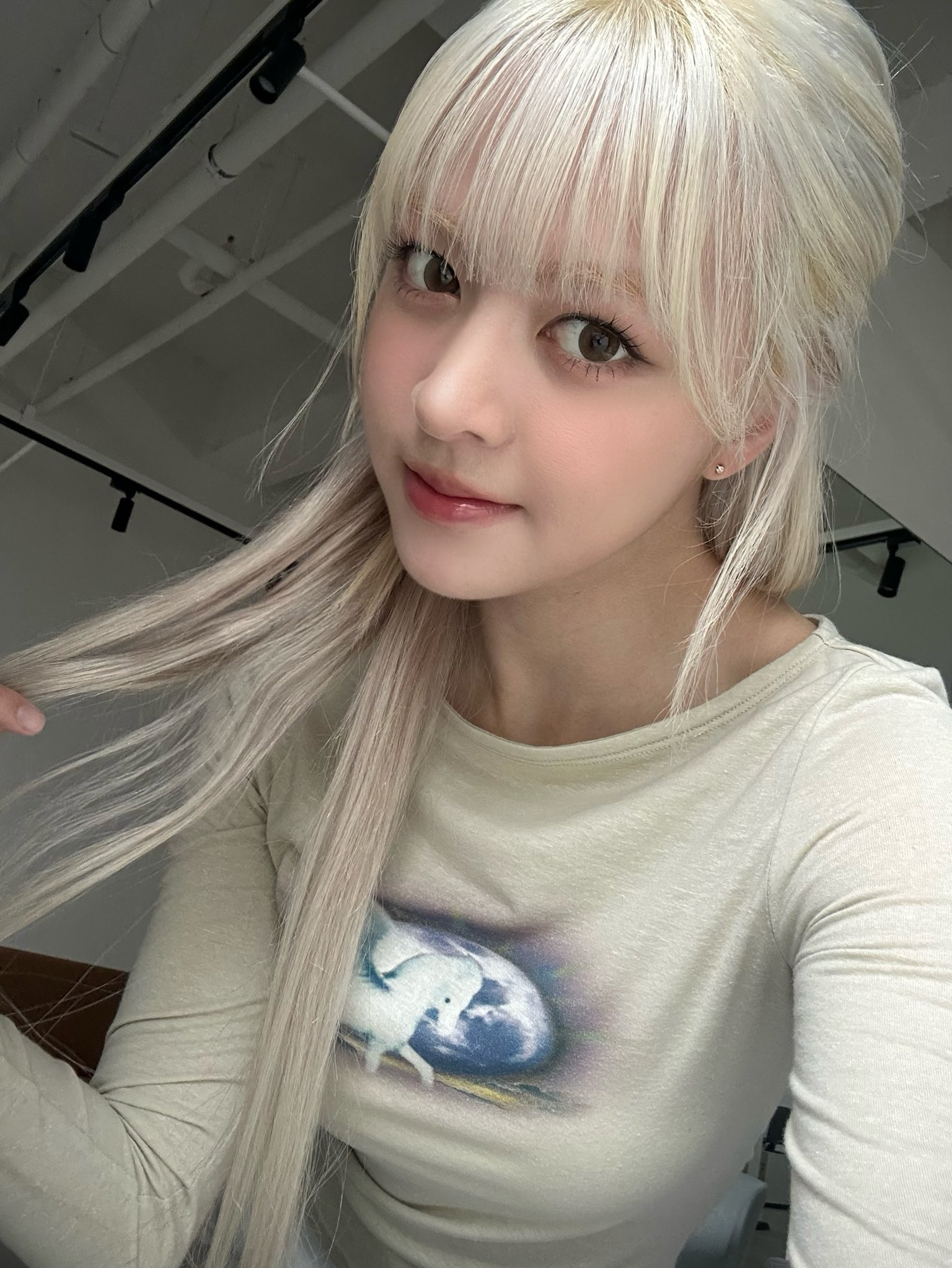 Potret di balik layar LILY (NMIXX)