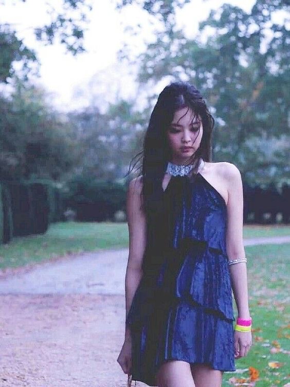 A moment captured by Jennie (BLACKPINK)'s fan