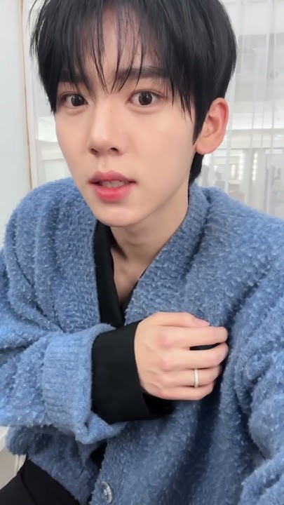 A heartfelt wallpaper shared by Han Yujin (ZEROBASEONE)'s fans