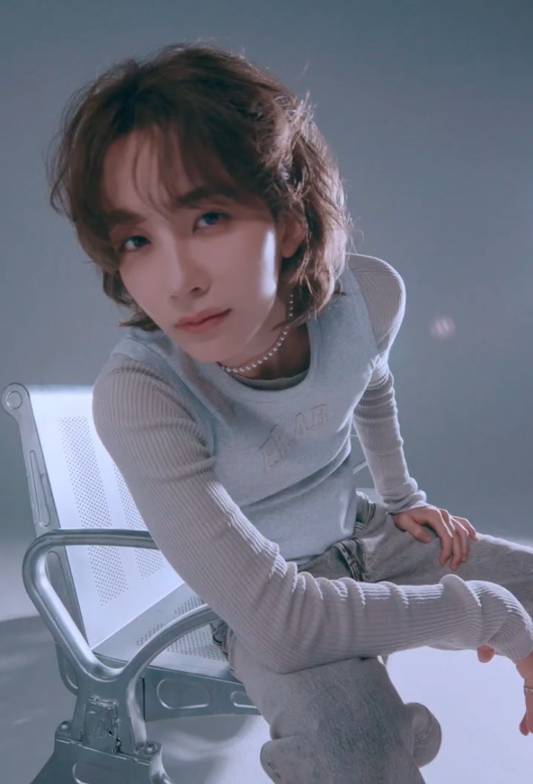 Recent activity shot of Jeonghan (SEVENTEEN)