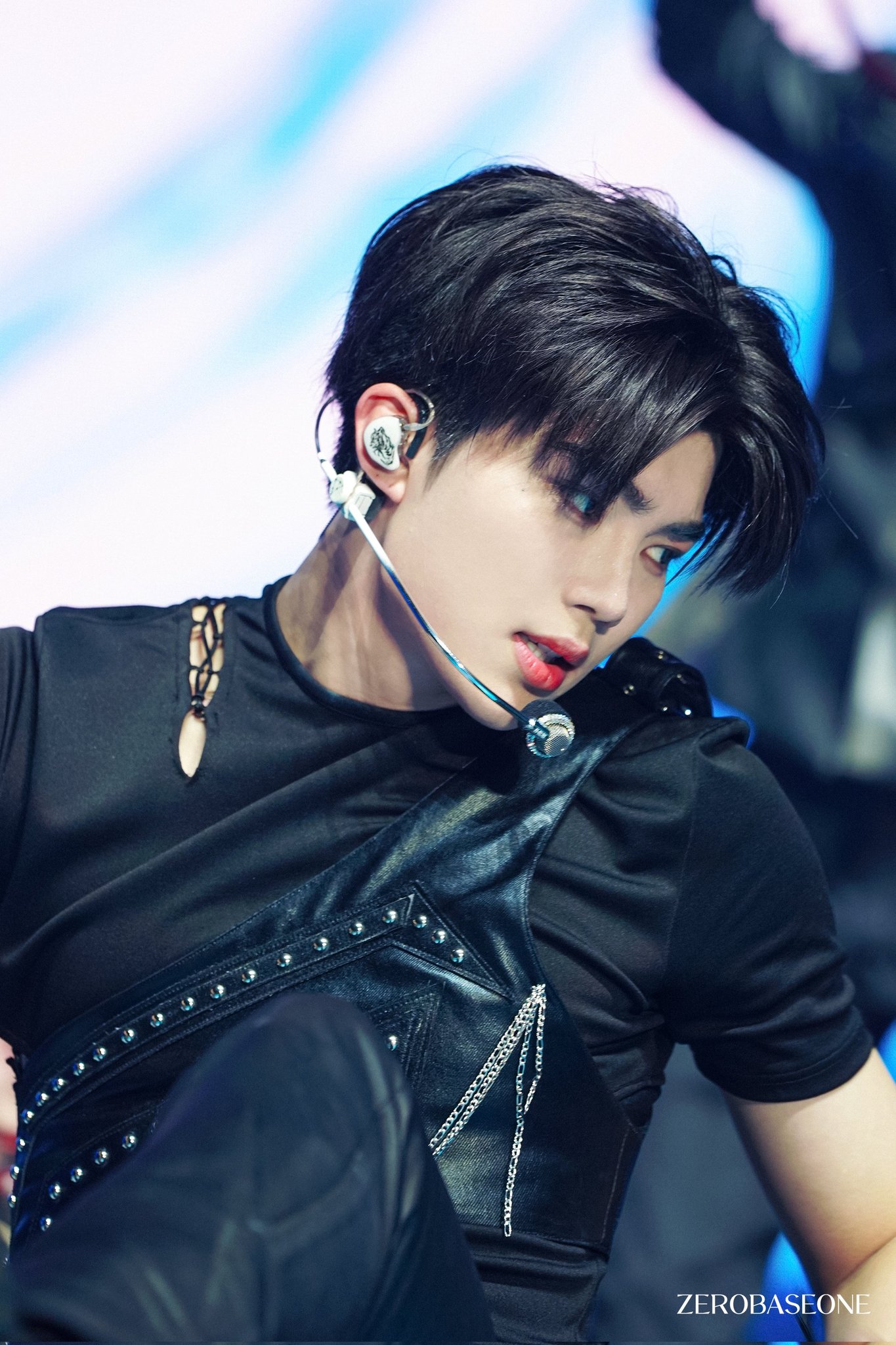 朴干旭 (ZEROBASEONE)粉丝拍下的瞬间