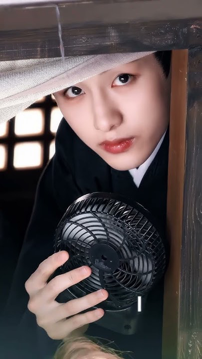 Behind-the-scenes cut of WINWIN (WayV)