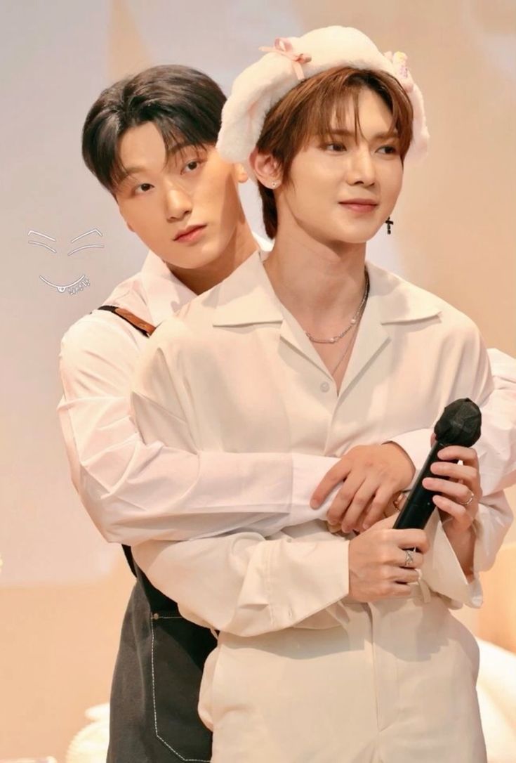 에이티즈의 최신 사진