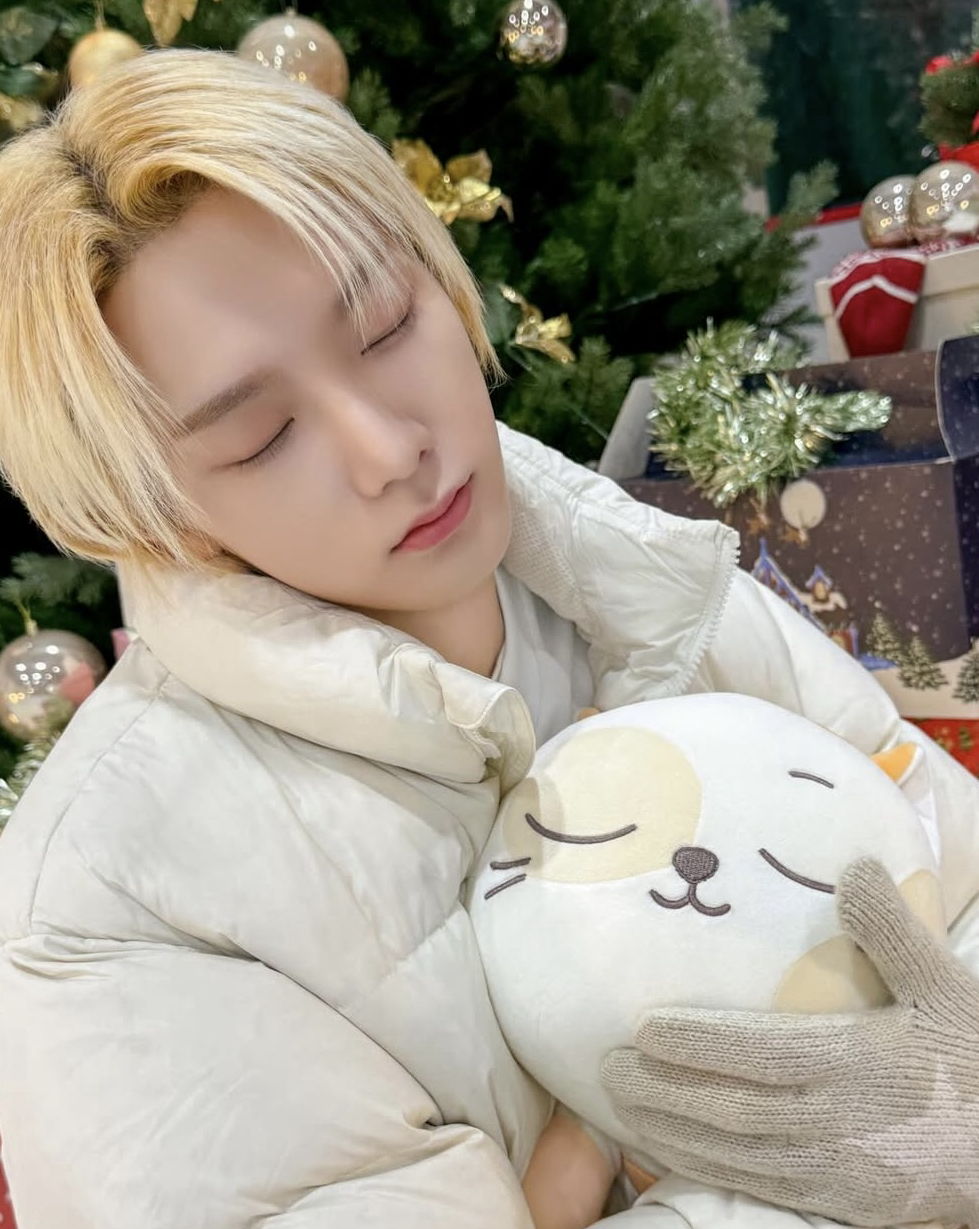 Recent activity shot of Sungho (BOYNEXTDOOR)