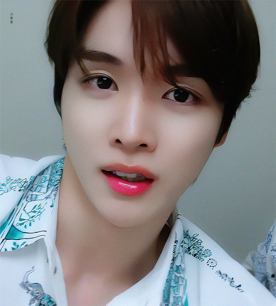 成灿 (RIIZE)的最新活动照片