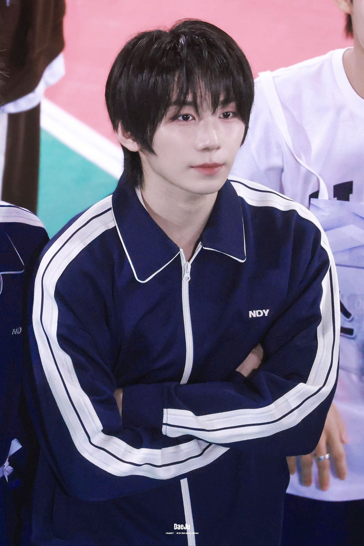 A moment captured by Park Han (AHOF)'s fan