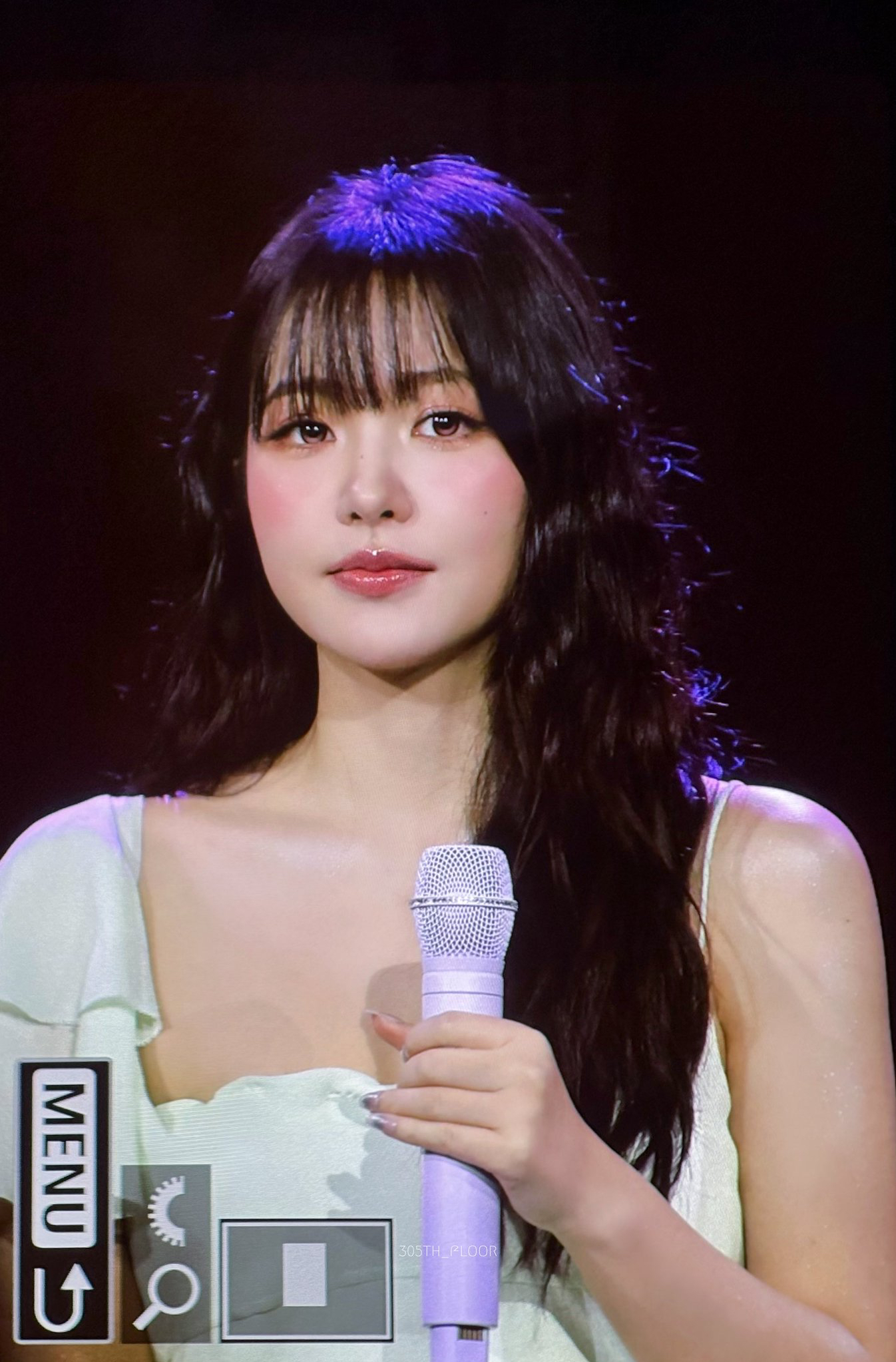 Foto terbaru Yeri (Red Velvet)