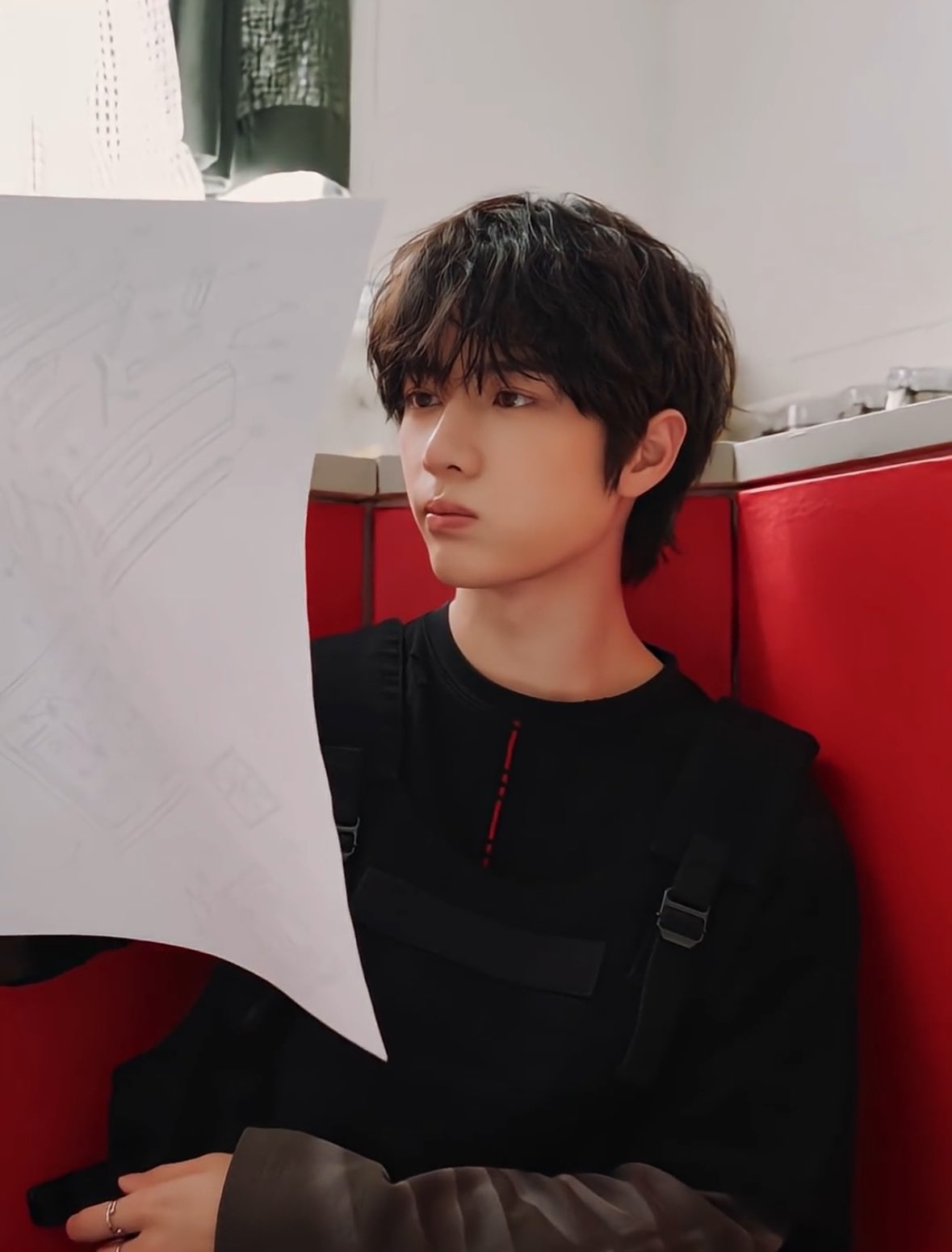 Latest photo of Beomgyu (TOMORROW X TOGETHER)