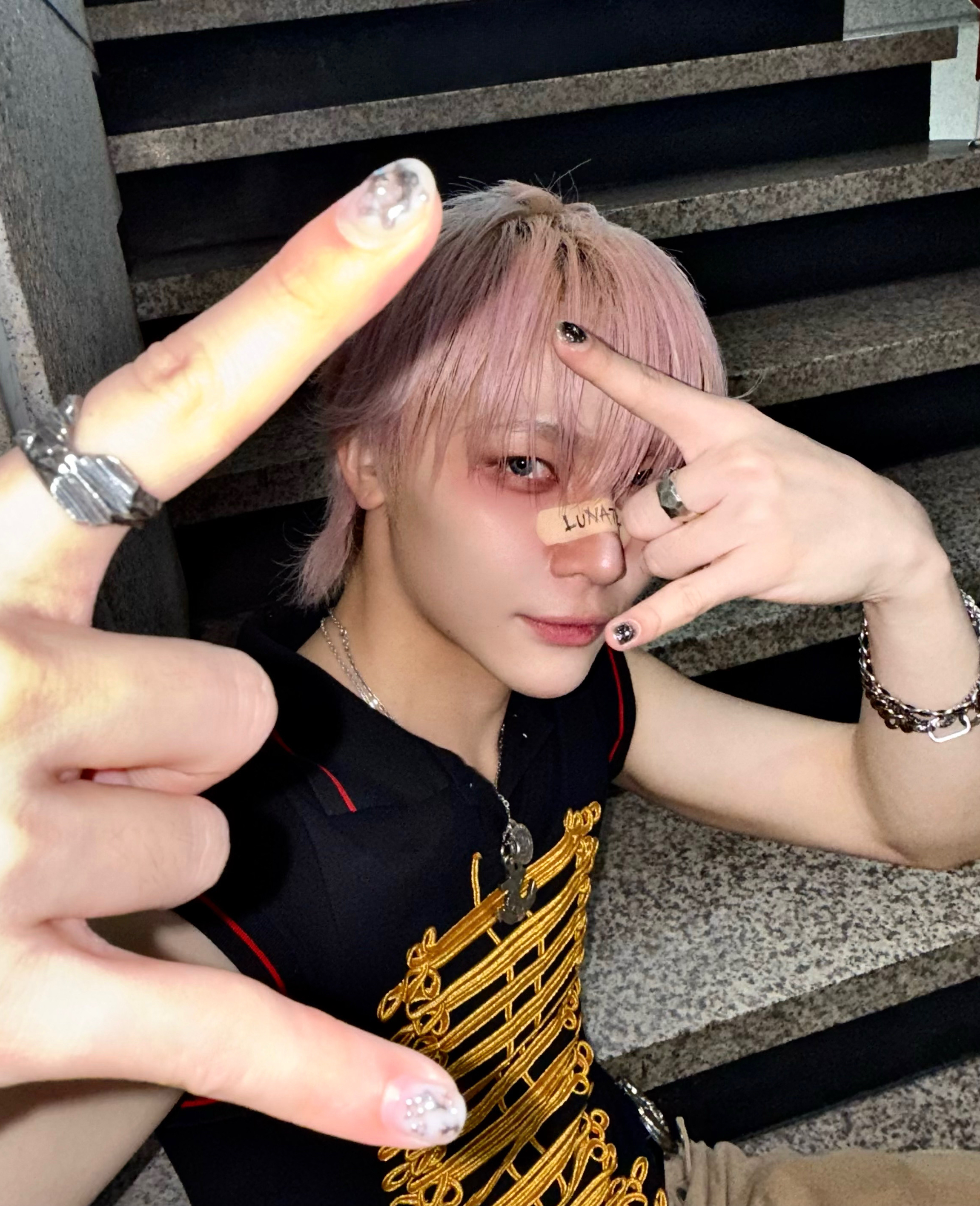 Recent activity shot of Nicholas (&TEAM)