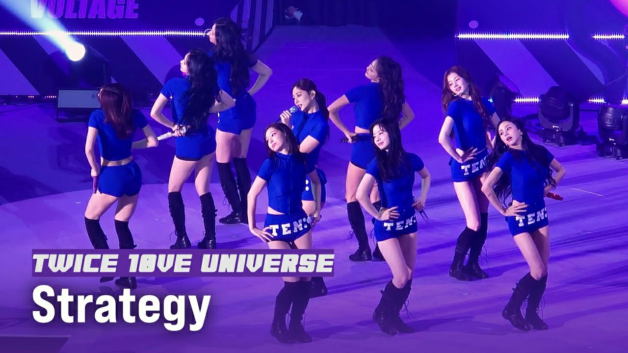 모모 (TWICE)의 최신 사진