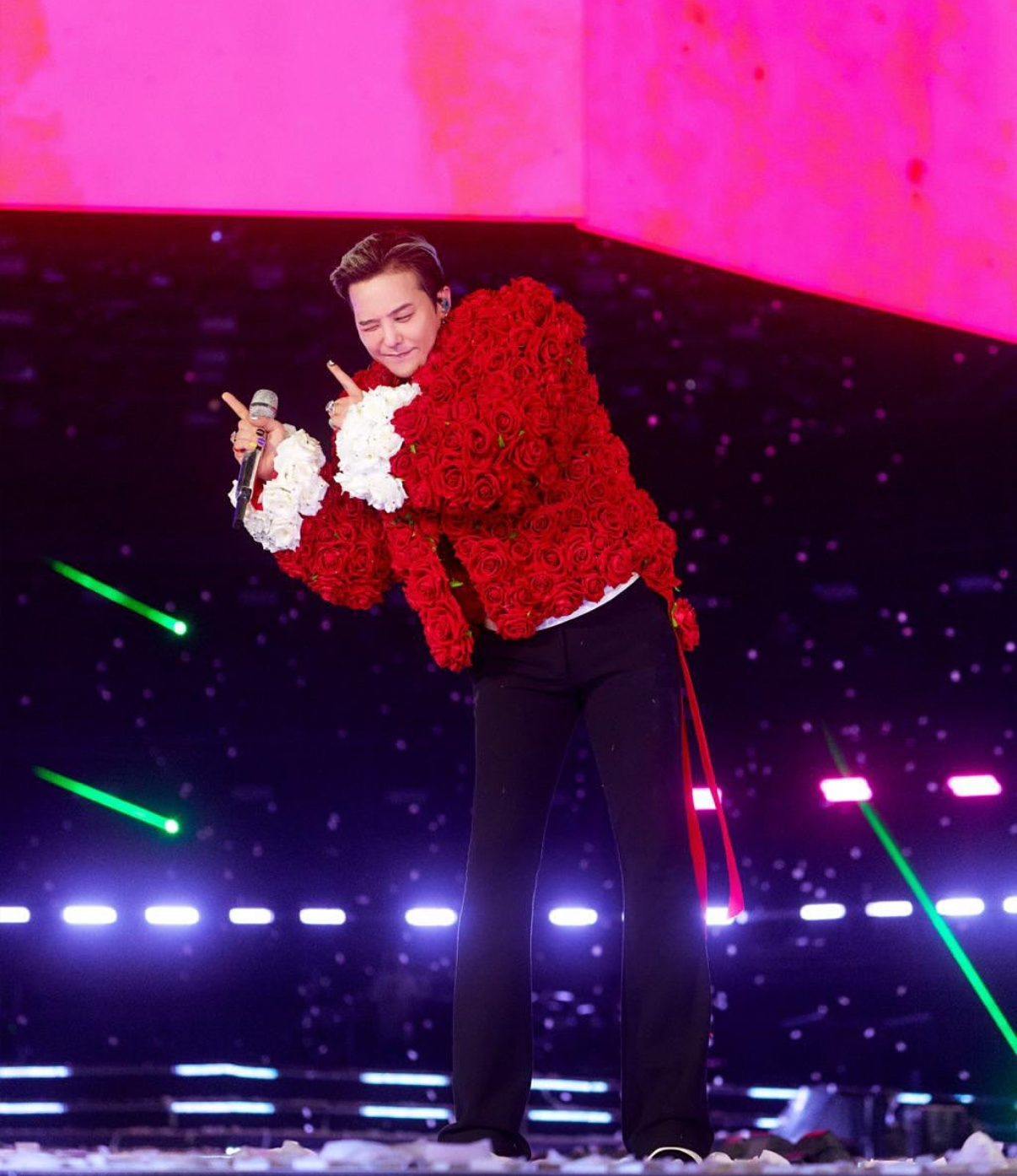 Recent activity shot of G-DRAGON (BIGBANG)