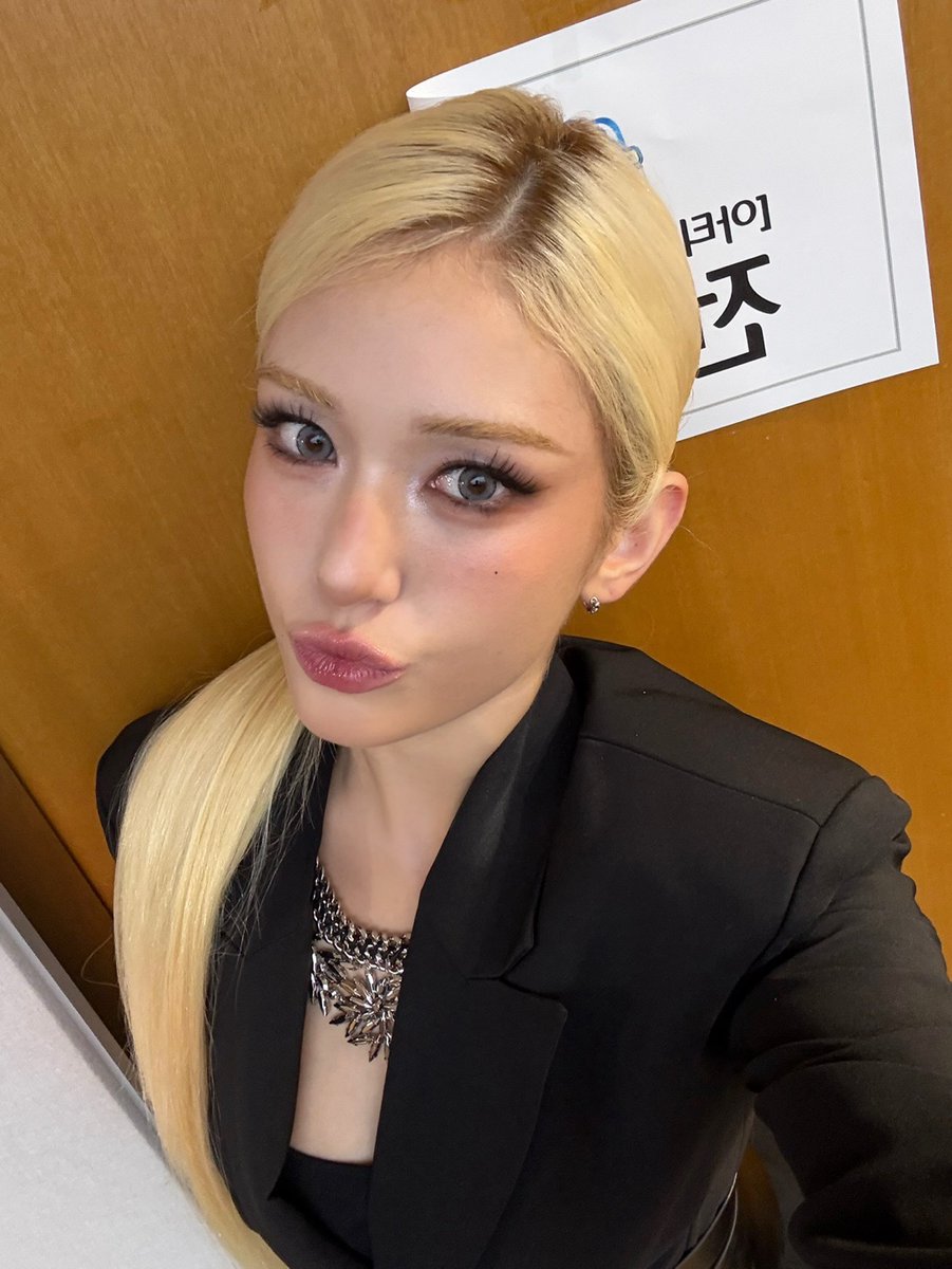 Behind-the-scenes cut of Jeon Somi