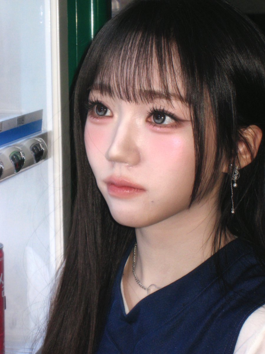 Recent activity shot of tripleS