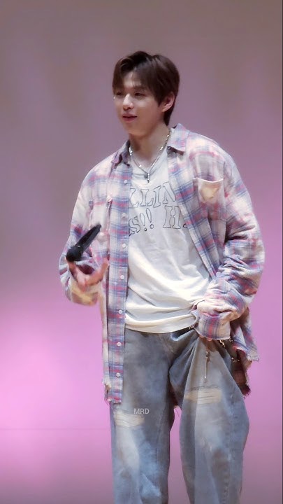 A moment captured by Kang Daniel's fan