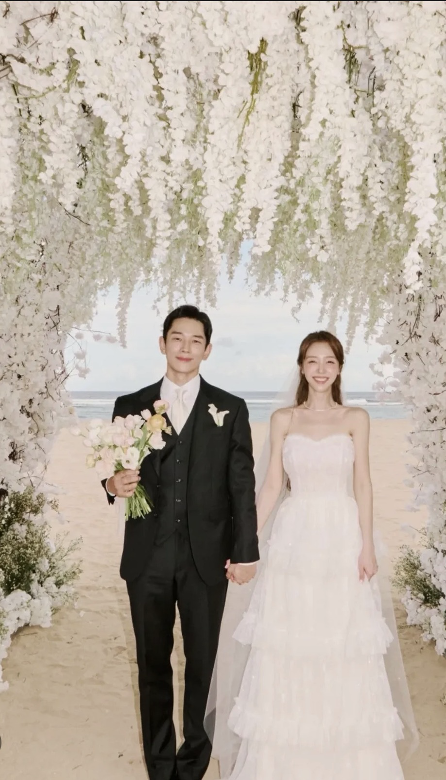 Behind-the-scenes cut of Minah (Girl's Day)