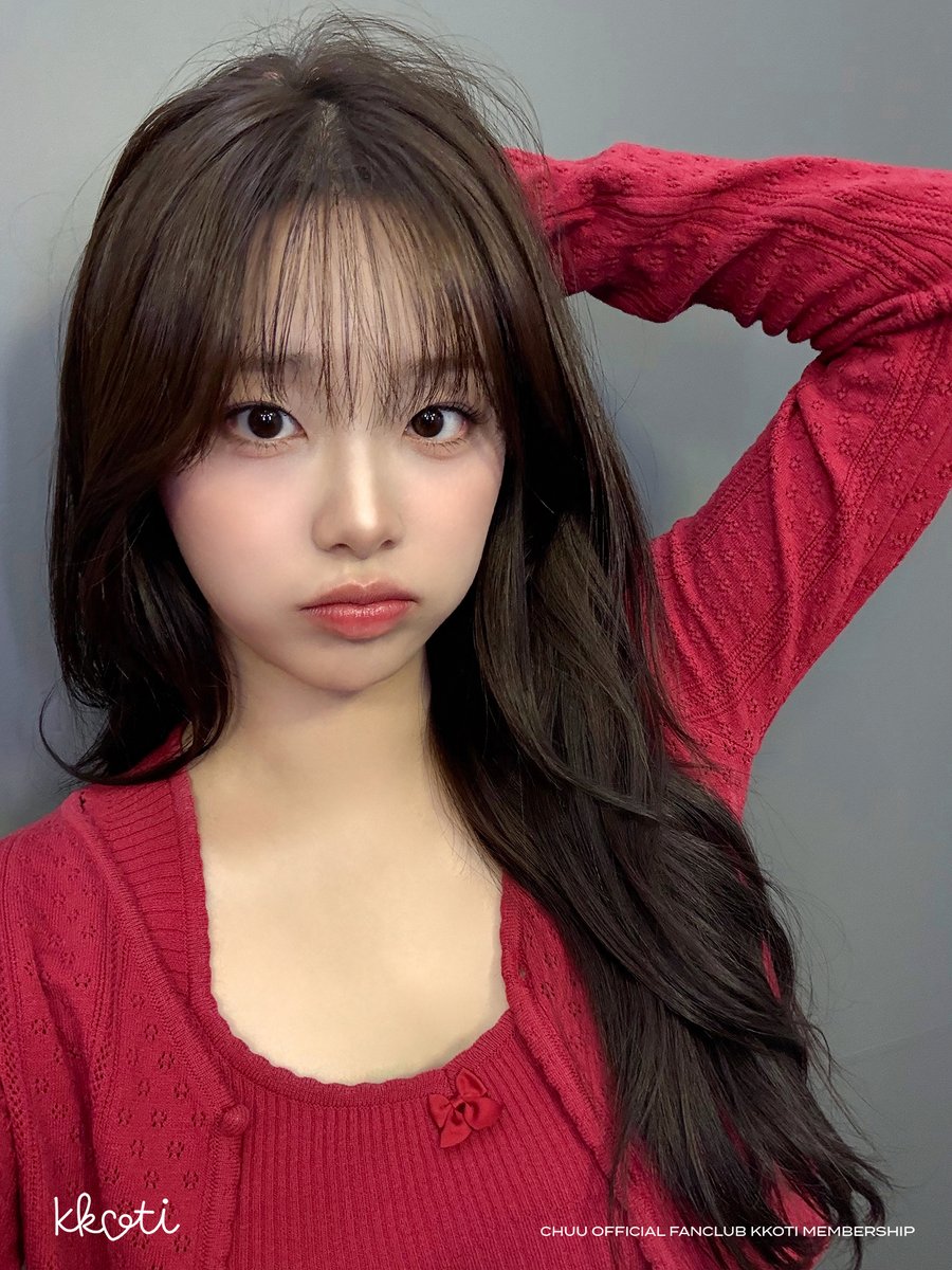 A moment captured by Chuu's fan