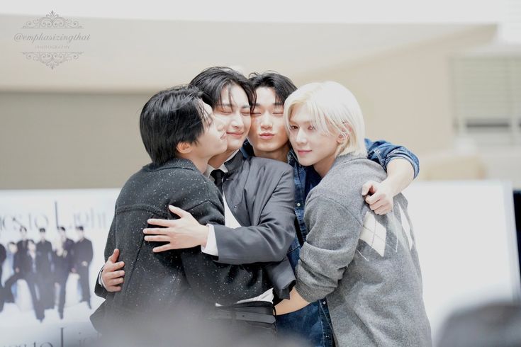 에이티즈 최근 활동샷