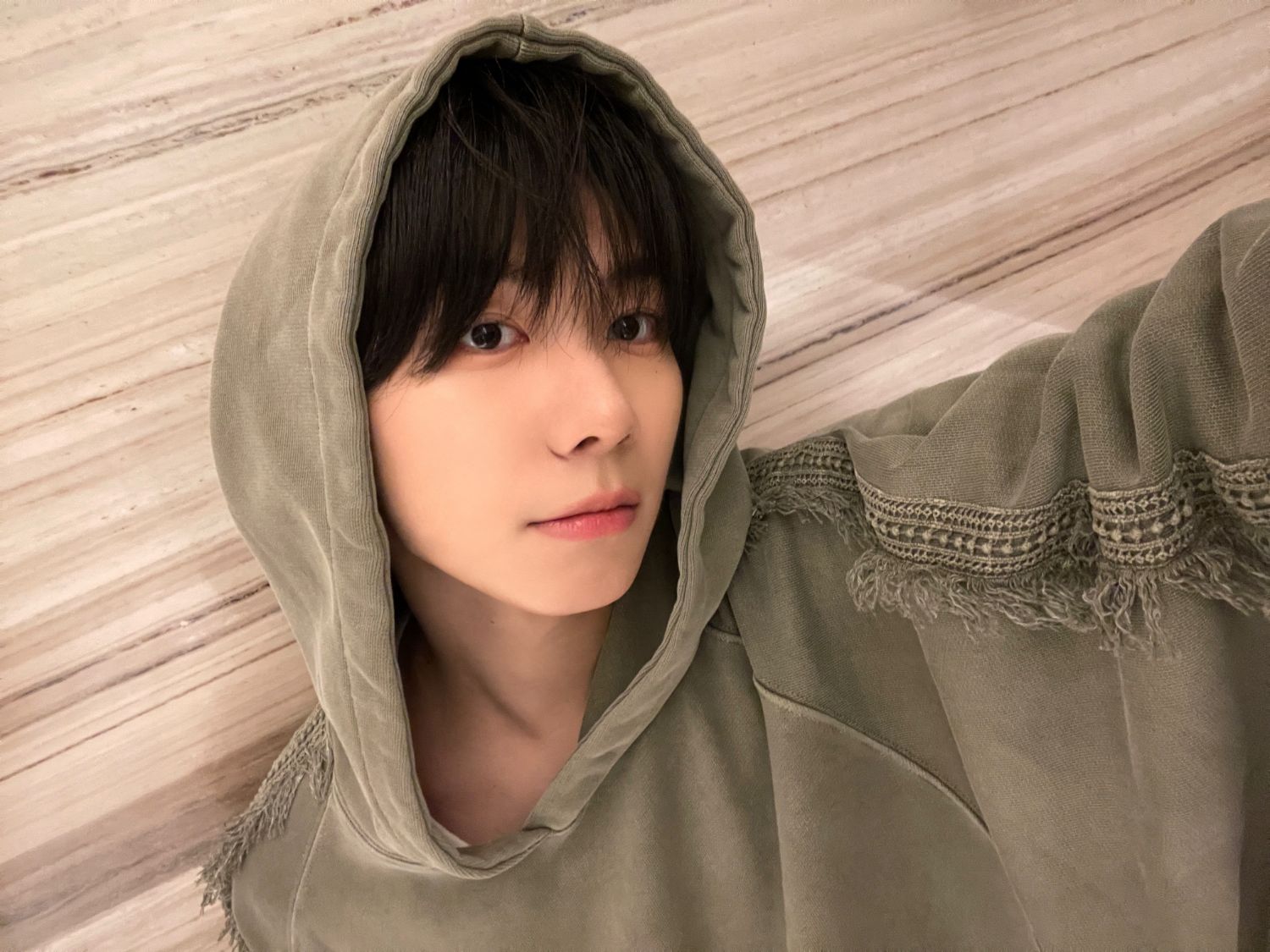 Behind-the-scenes cut of Park Han (AHOF)