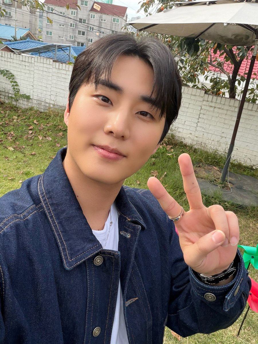 Latest photo of DAY6