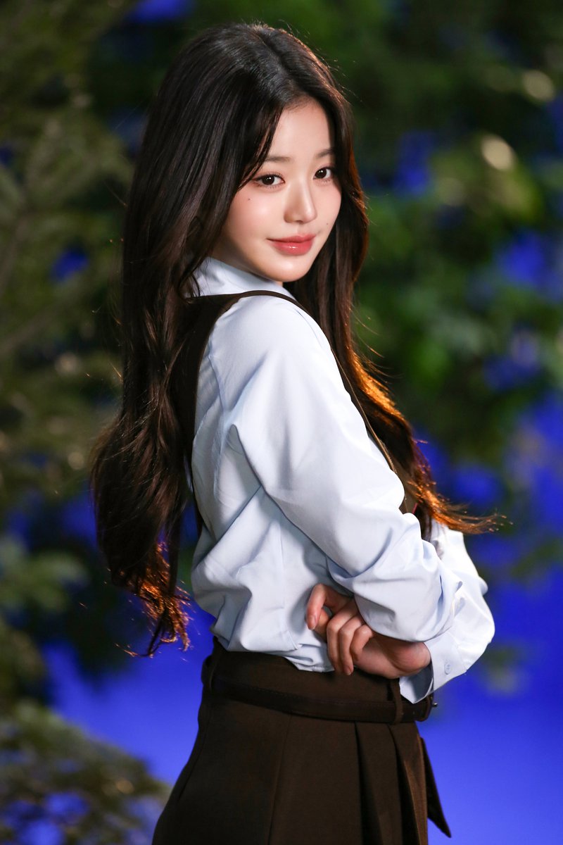 Latest photo of IVE
