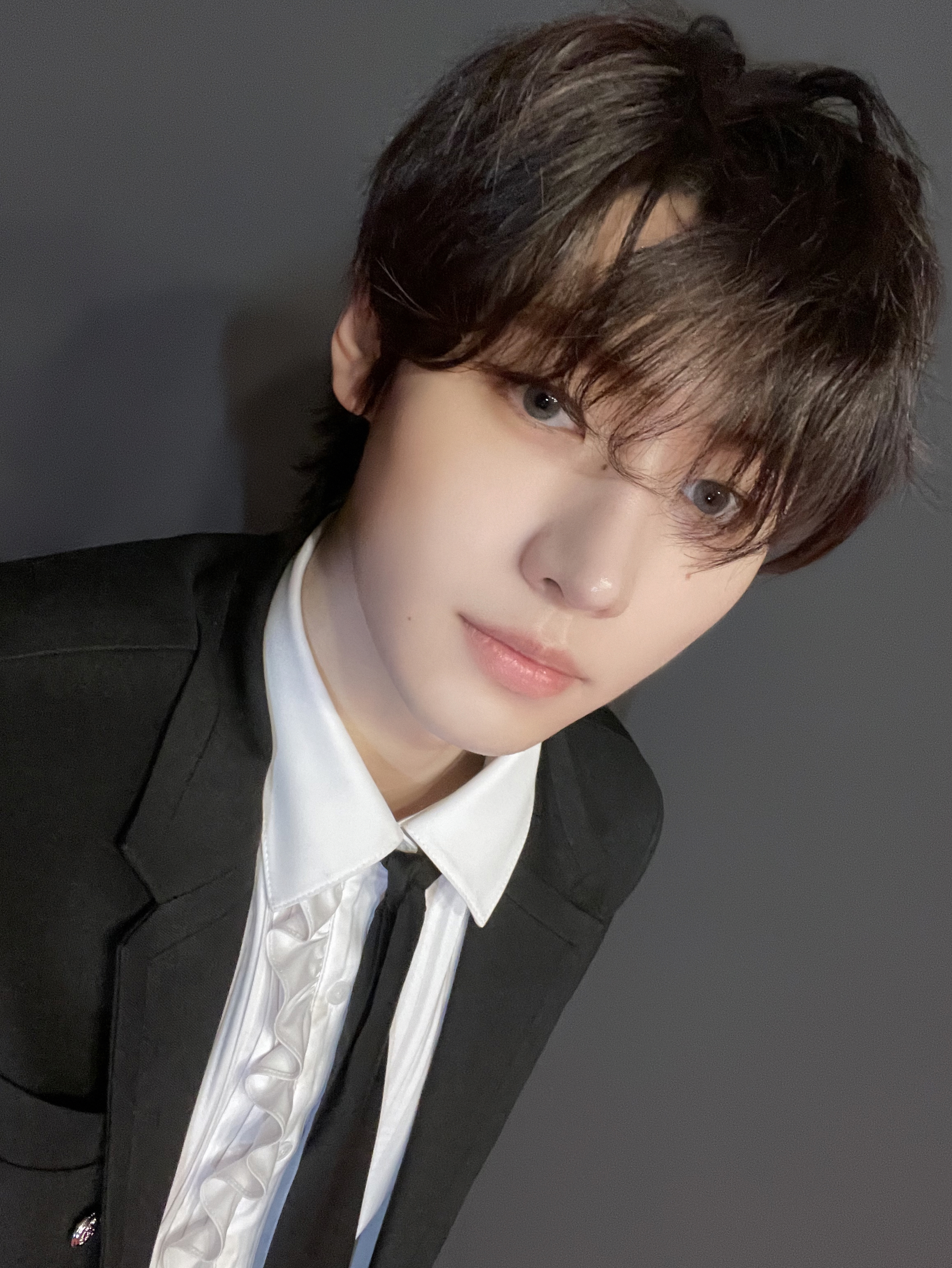 Foto aktivitas terbaru Sunghoon (ENHYPEN)