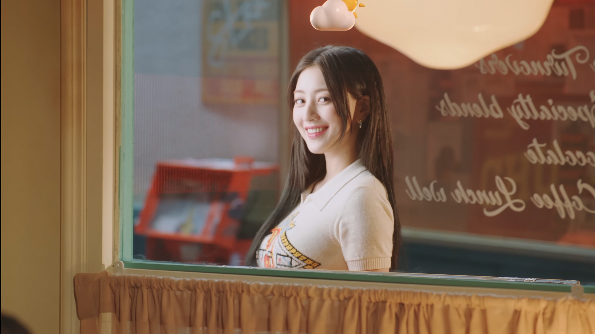 Behind-the-scenes cut of Jihyo (TWICE)