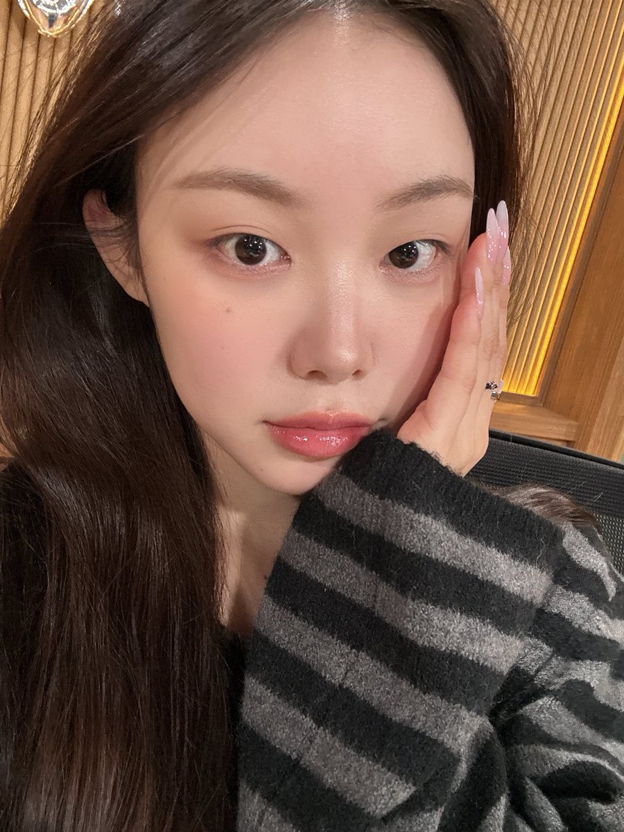 Behind-the-scenes cut of Billlie