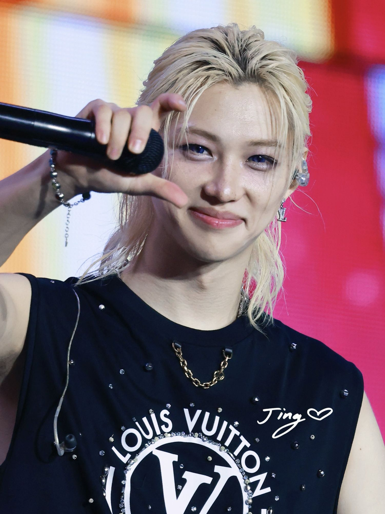 Recent activity shot of Felix (Stray Kids)