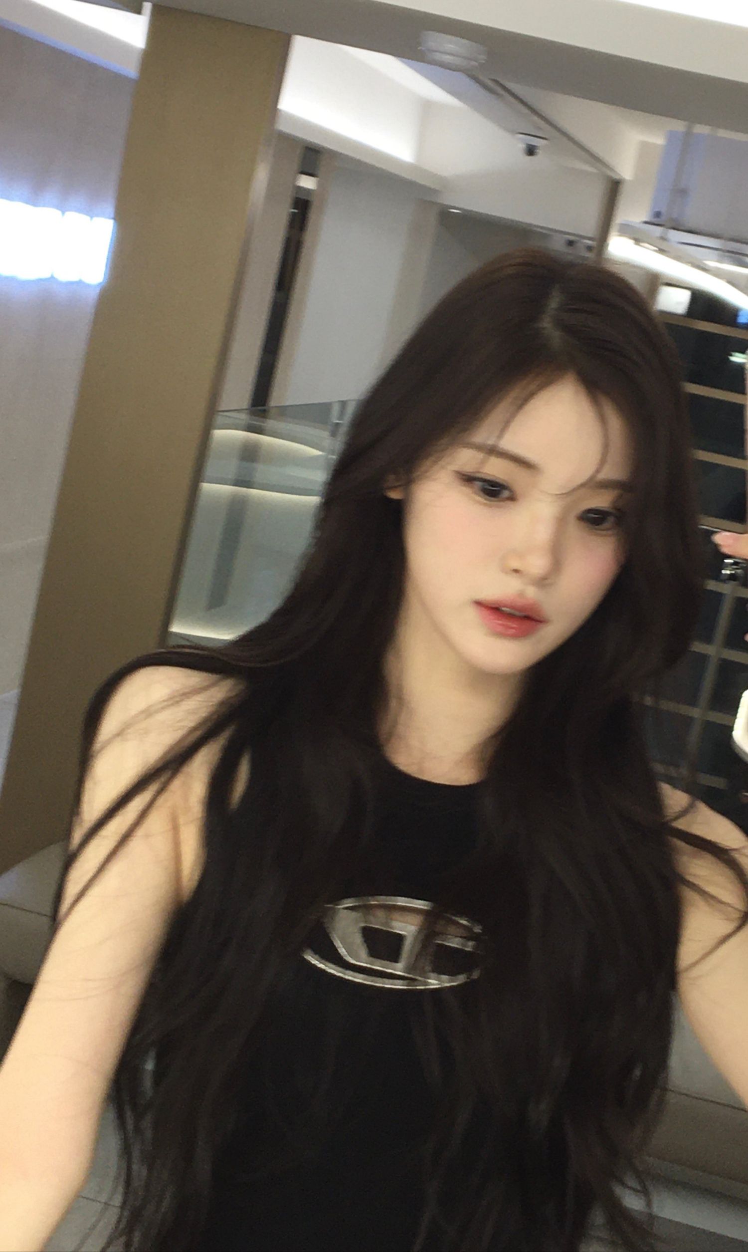 Recent activity shot of Yuha (Hearts2Hearts)