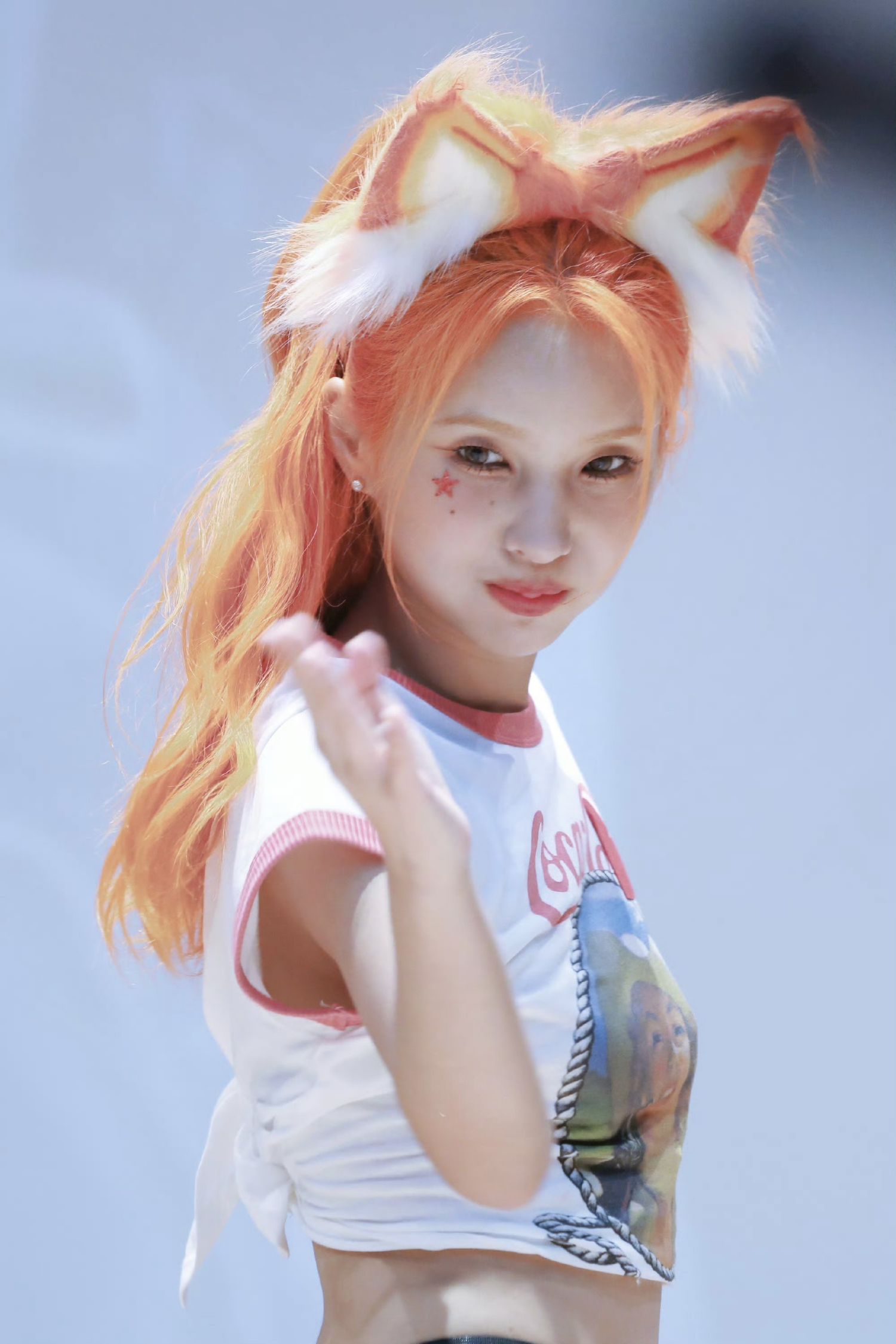 Behind-the-scenes cut of Soyeon (i-dle)