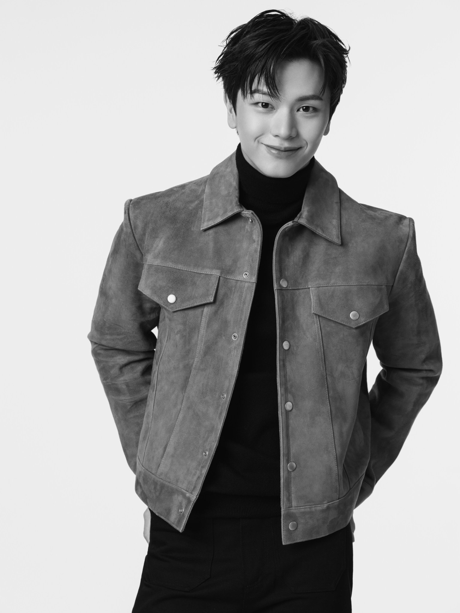 Latest photo of Yook Sungjae (BTOB)