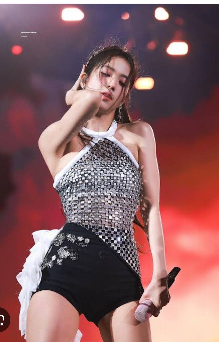 Recent activity shot of Jisoo (BLACKPINK)