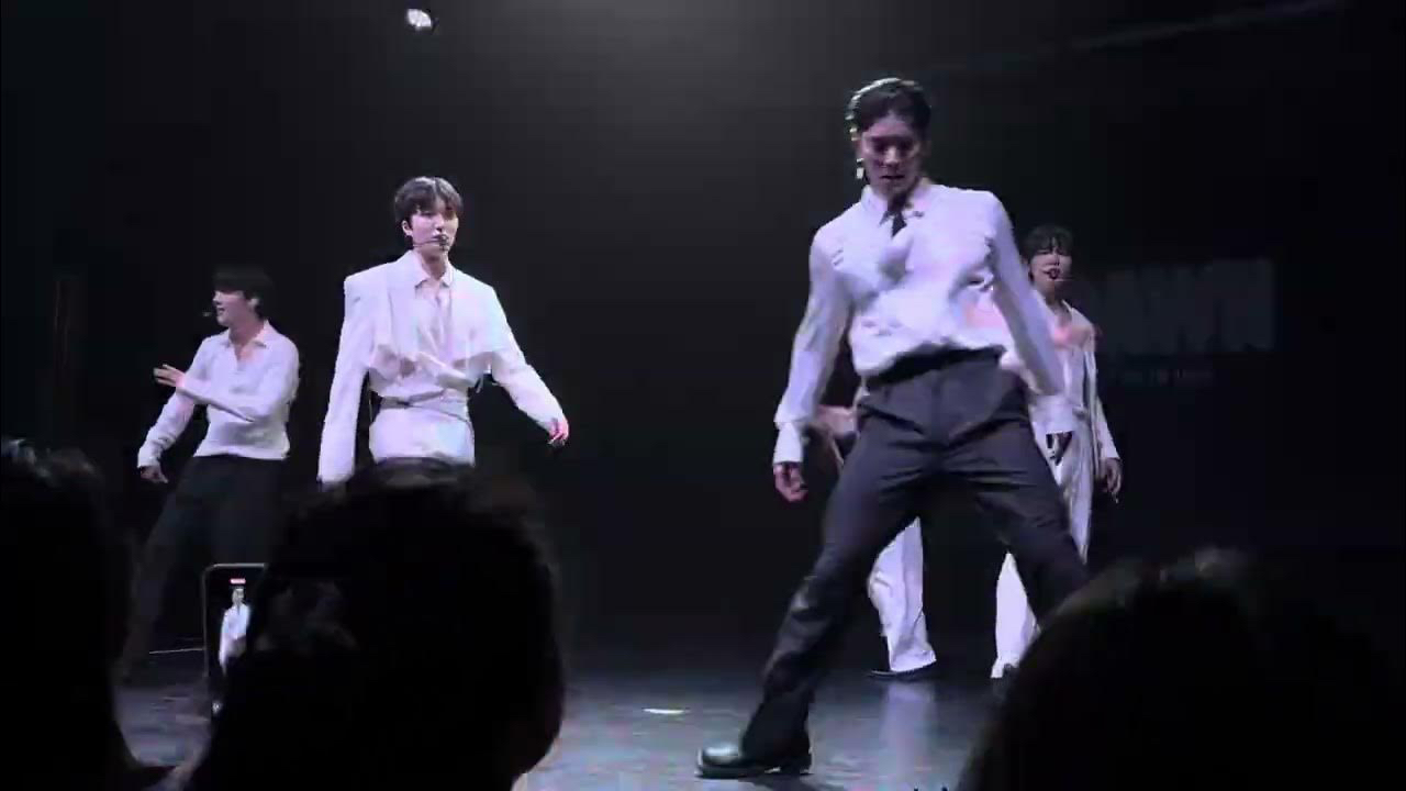 Behind-the-scenes cut of Hwiyoung (SF9)