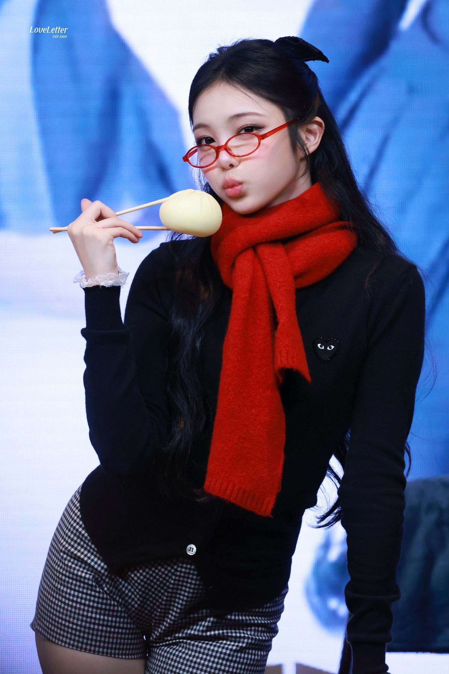 Behind-the-scenes cut of Ian (Hearts2Hearts)