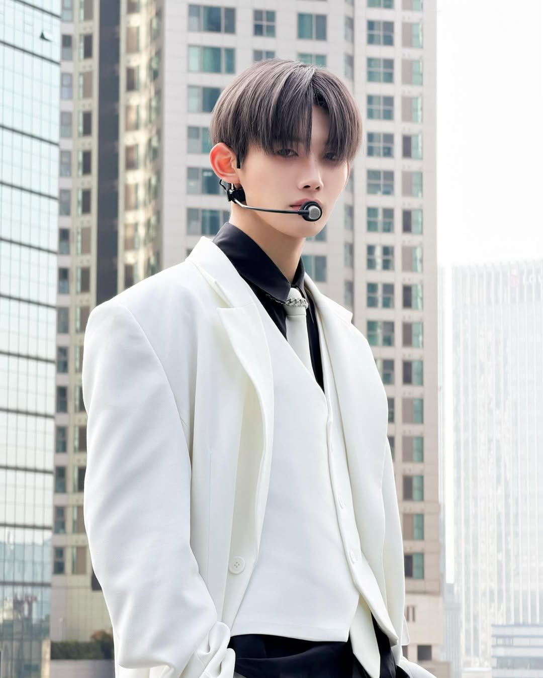 Latest photo of Jo (&TEAM)