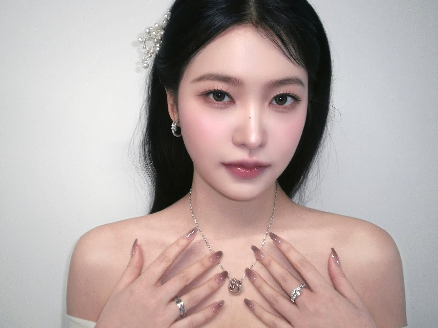 Behind-the-scenes cut of Yeri (Red Velvet)