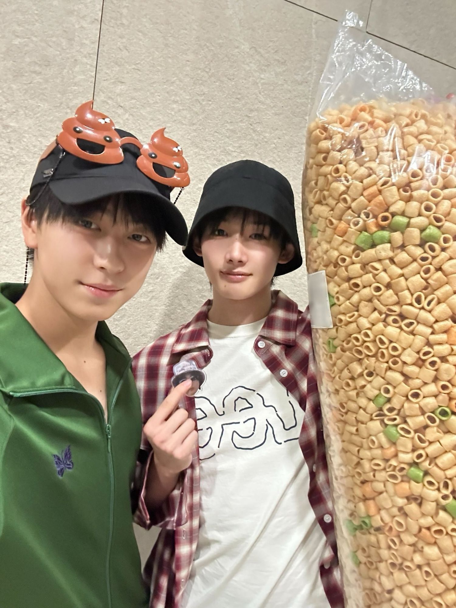 Behind-the-scenes cut of Taki (&TEAM)