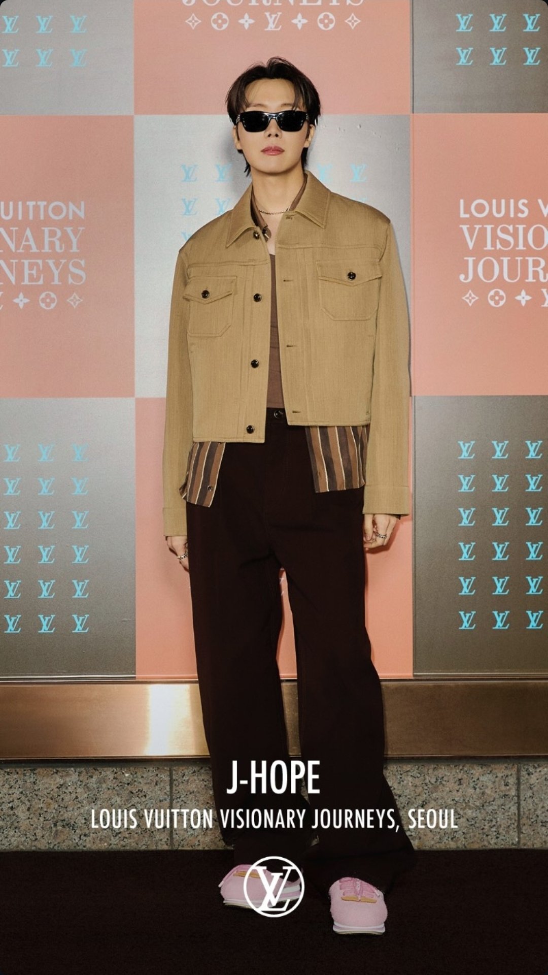 Fandom-recommended wallpaper image of j-hope (BTS)