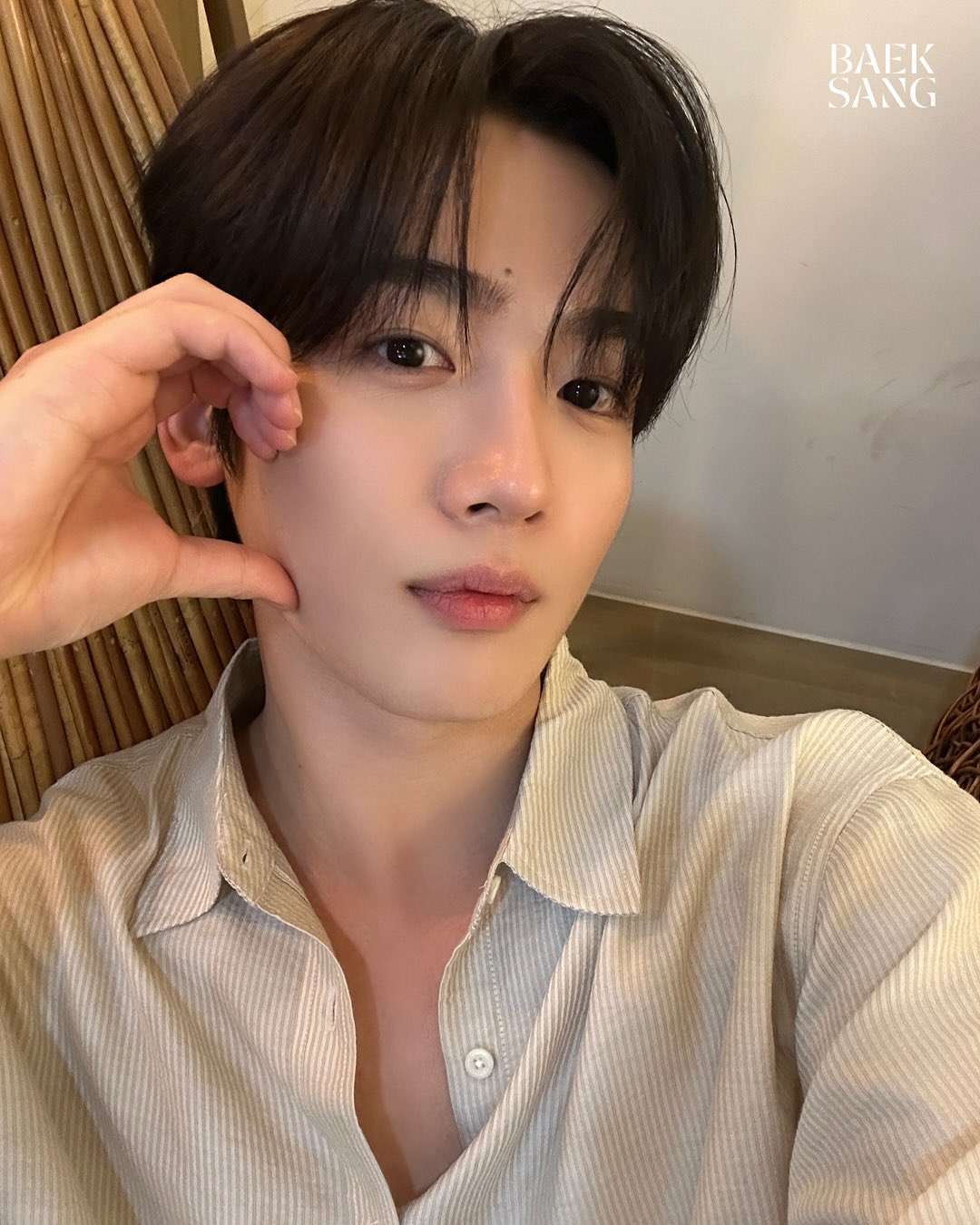 Behind-the-scenes cut of Kim Yohan (WEi)