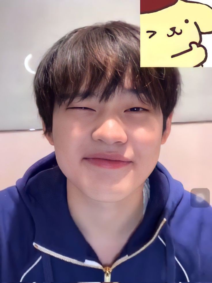 Recent activity shot of Chenle (NCT DREAM)