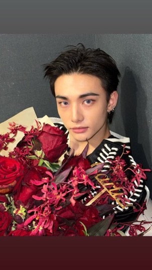 Latest photo of Hyunjin (Stray Kids)