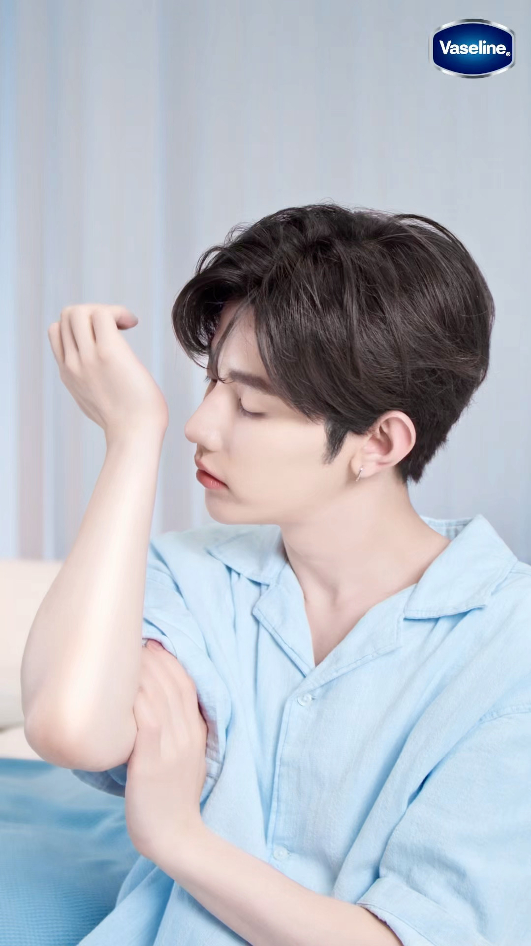 A heartfelt wallpaper shared by Zhang Hao (ZEROBASEONE)'s fans