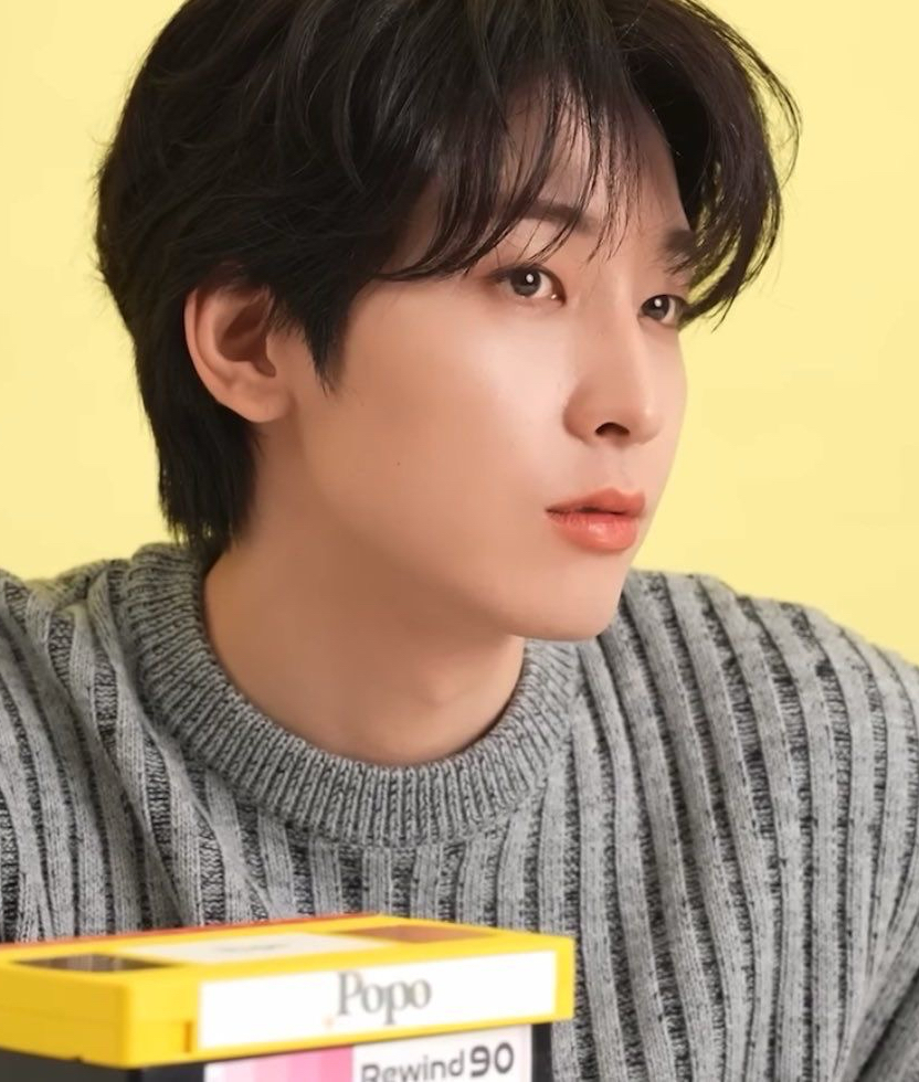 Behind-the-scenes cut of Wonwoo (SEVENTEEN)