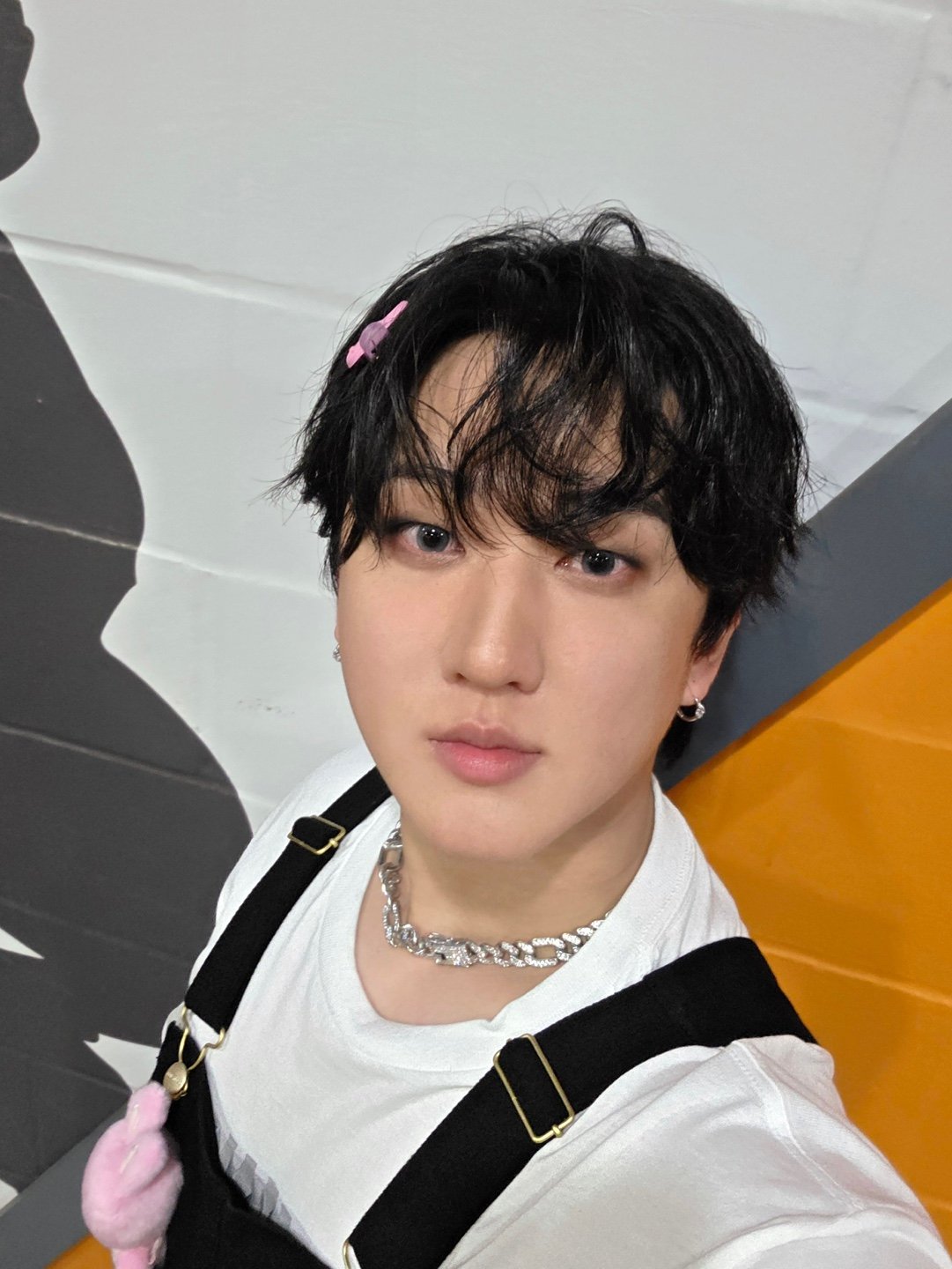 Behind-the-scenes cut of Changbin (Stray Kids)