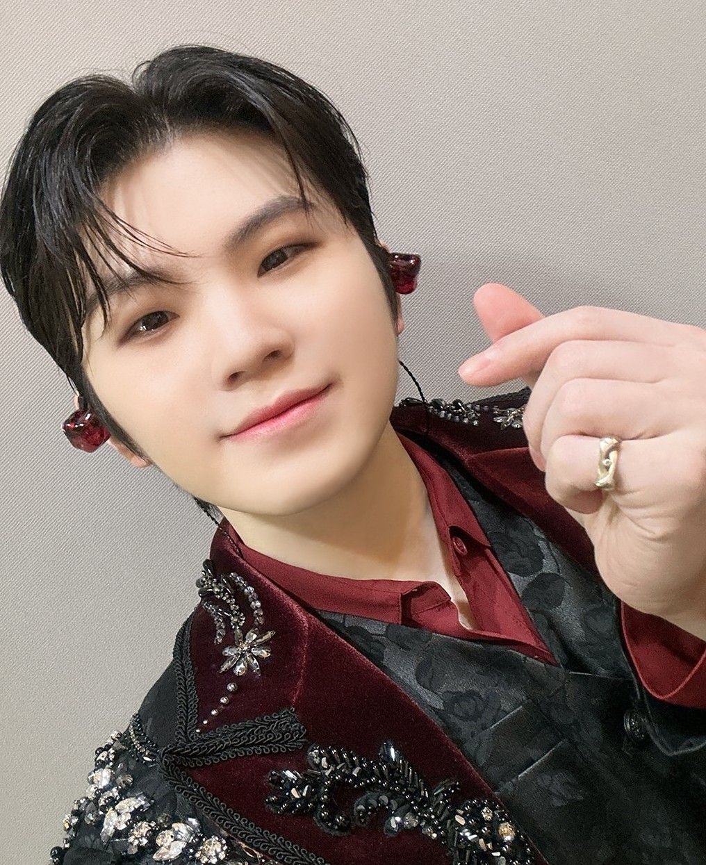 Recent activity shot of Woozi (SEVENTEEN)