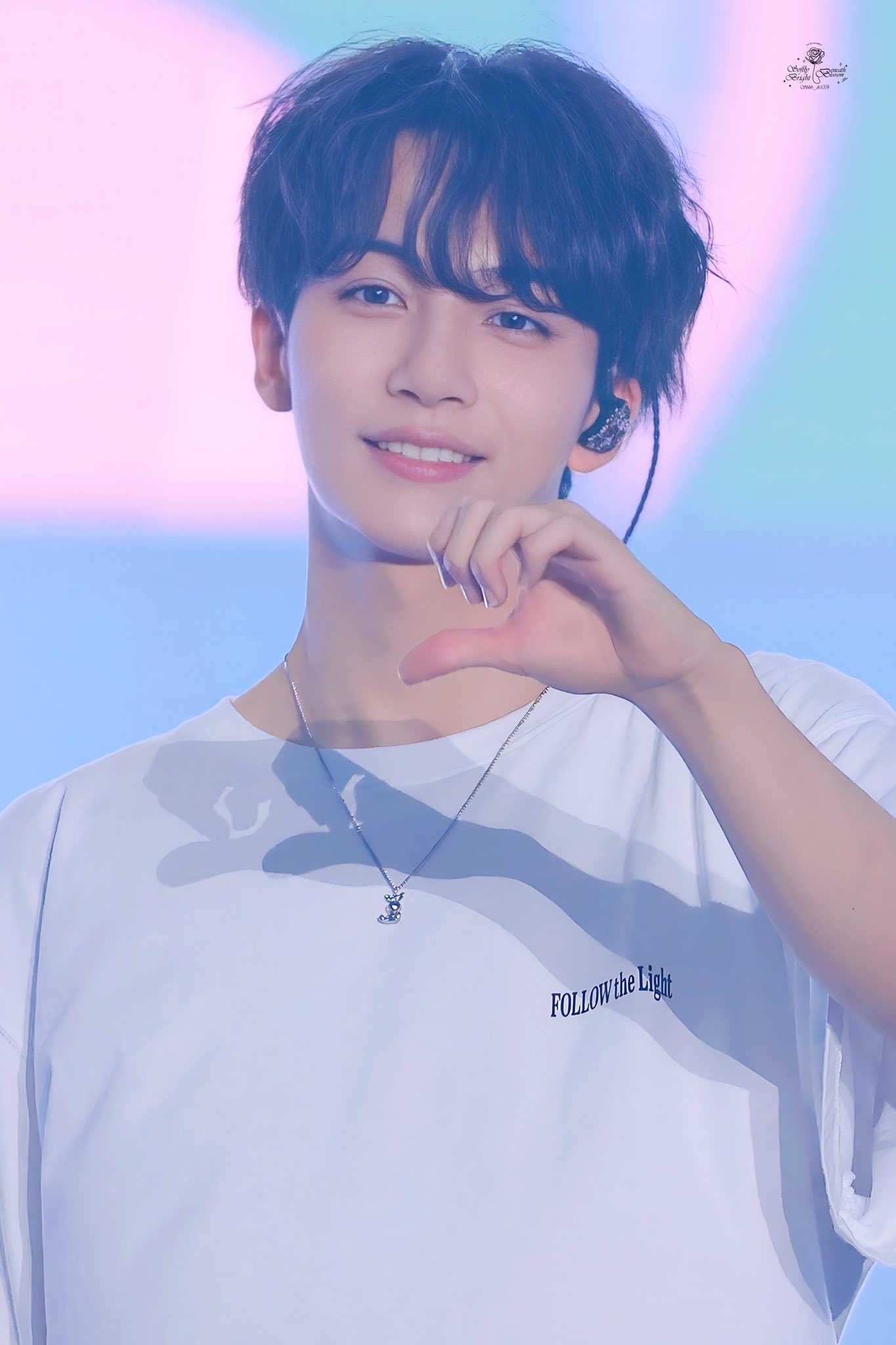 Latest photo of Jeonghan (SEVENTEEN)