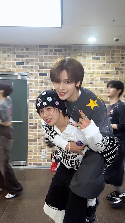 Latest photo of Wonjin (CRAVITY)