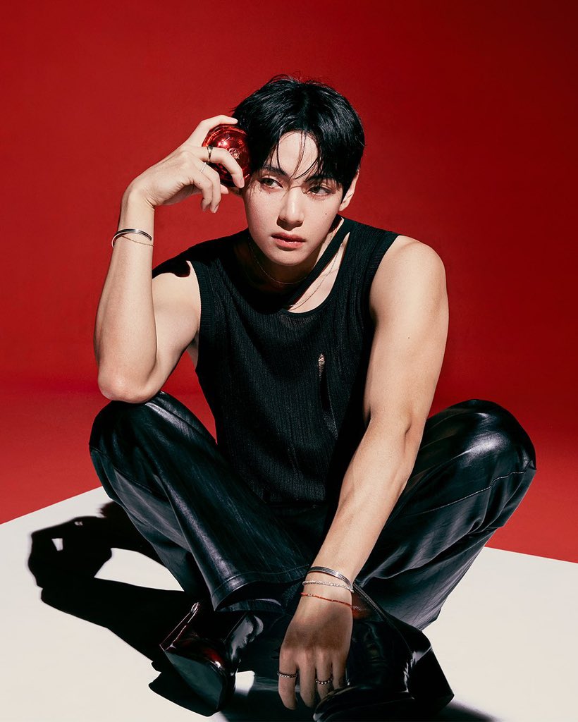 V (BTS)の最新写真