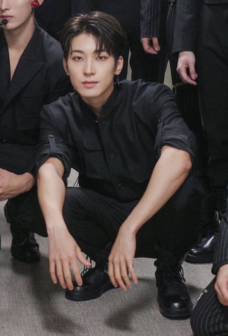 Latest photo of Wonwoo (SEVENTEEN)
