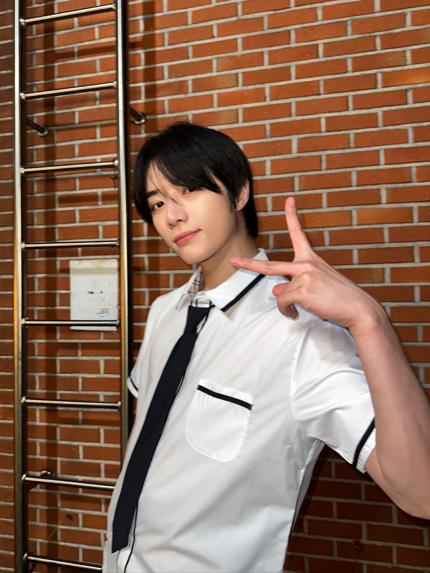 Latest photo of Beomgyu (TOMORROW X TOGETHER)